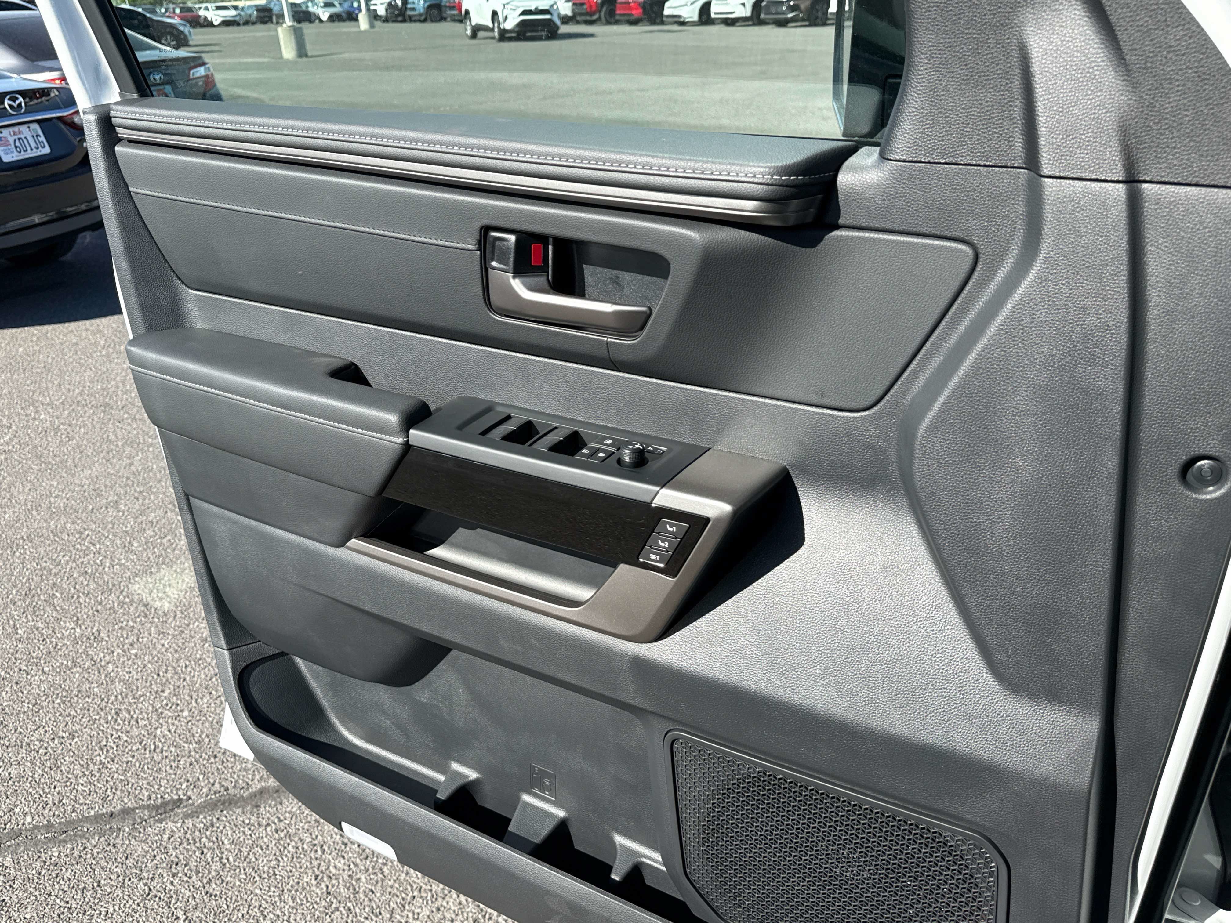 New 2026 Toyota Tundra Limited AWD/4WD image 9