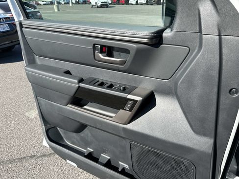 New 2026 Toyota Tundra Limited AWD/4WD image 9