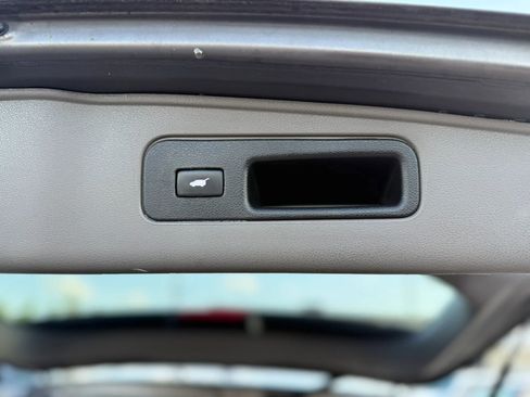 Used 2012 Honda Odyssey EX-L image 40