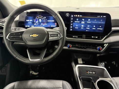 Used 2025 Chevrolet Equinox LT w/ Convenience Package II image 22