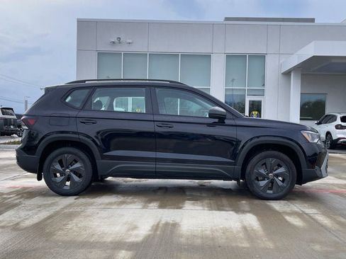 New 2026 Volkswagen Taos S image 7