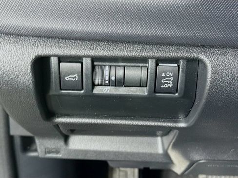 Used 2025 Subaru Forester Touring AWD/4WD image 22
