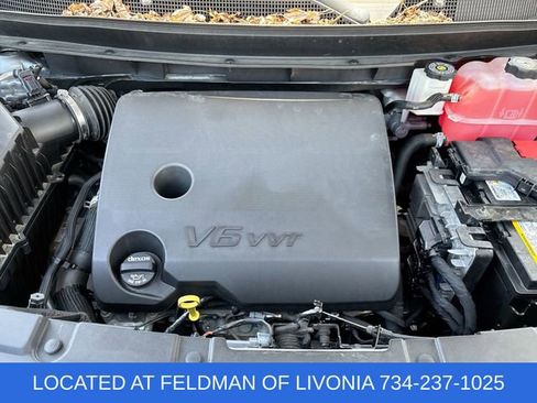 Used 2023 Chevrolet Traverse LT FWD image 28