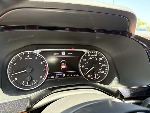 Used 2022 Nissan Pathfinder Platinum w/ Cargo Package FWD image 17