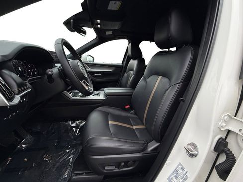 Certified 2024 MAZDA CX-90 Plug-In Hybrid w/ Premium Plus image 9