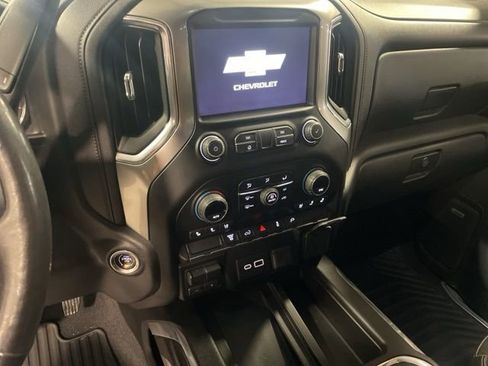 Used 2020 Chevrolet Silverado 2500 LTZ w/ LTZ Convenience Package image 29