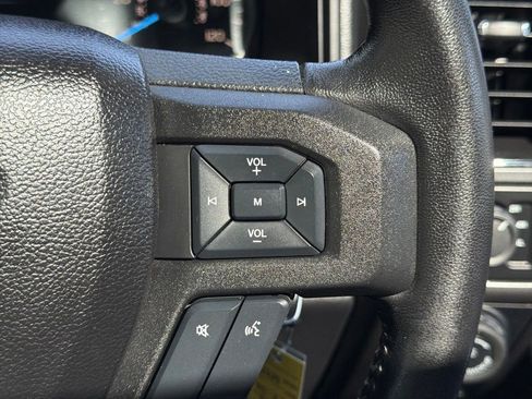 Used 2017 Ford F150 XLT w/ Equipment Group 302A Luxury AWD/4WD image 14