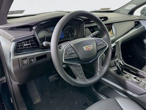 New 2025 Cadillac XT5 Premium Luxury image 6