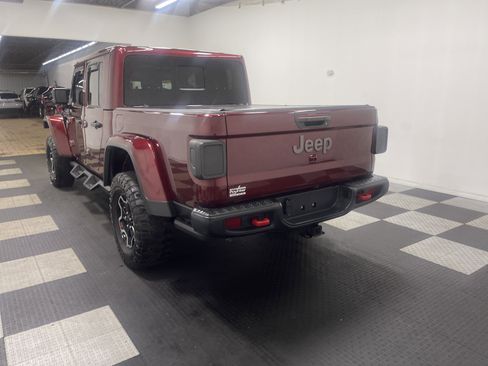 Used 2021 Jeep Gladiator Rubicon image 2