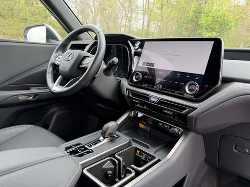 Used 2025 Lexus TX 350 FWD w/ Convenience Package image 15