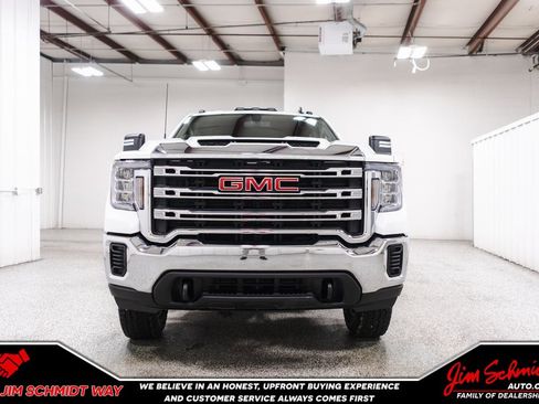 Used 2023 GMC Sierra 2500 SLE w/ Gooseneck/5TH Wheel Package image 2