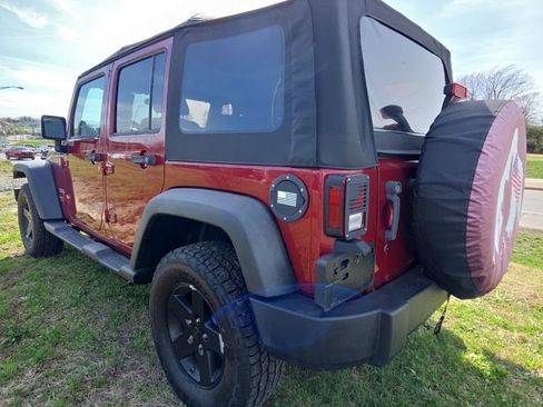 Used 2011 Jeep Wrangler Unlimited Sport w/ PWR Convenience Group image 7