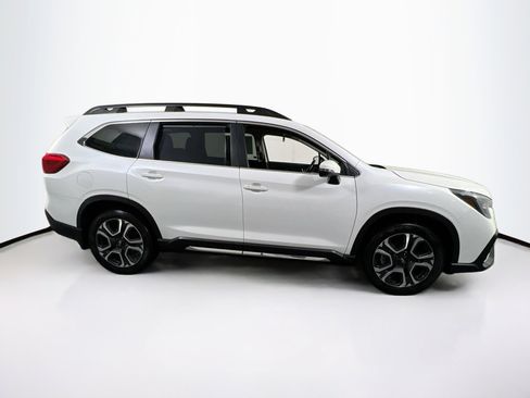 Used 2023 Subaru Ascent Limited image 4