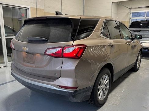 Used 2018 Chevrolet Equinox LT image 9