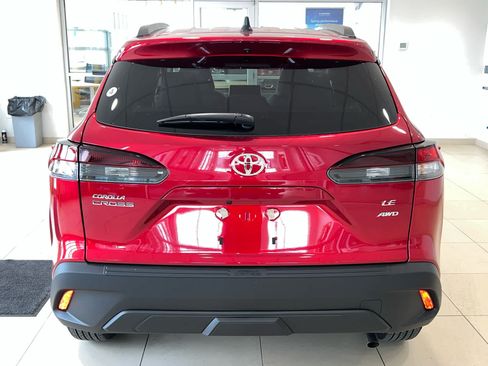 New 2026 Toyota Corolla Cross LE w/ Moonroof Package AWD/4WD image 6