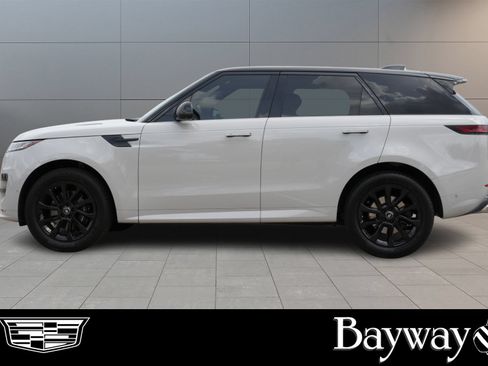 Used 2024 Land Rover Range Rover Sport Dynamic SE AWD/4WD image 5