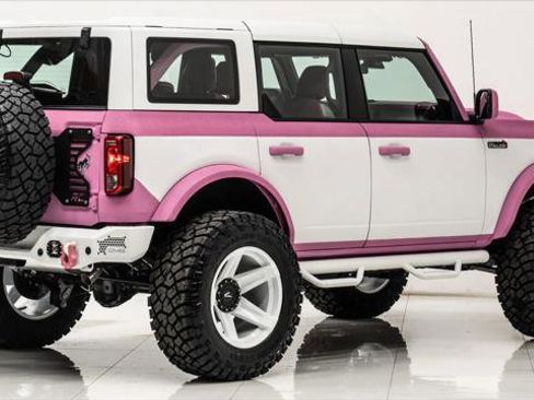 Used 2025 Ford Bronco RETRO image 7