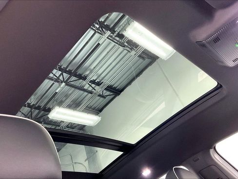 Used 2024 Volkswagen Atlas Cross Sport SEL Premium R-Line image 14