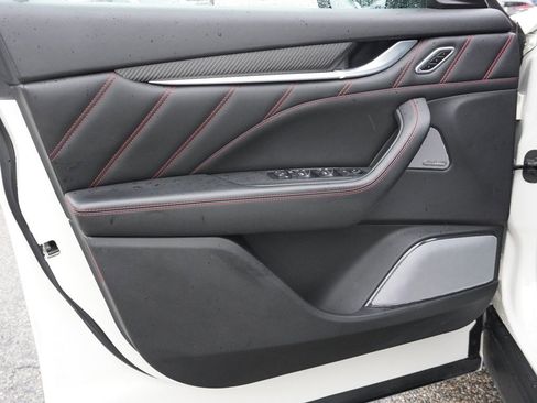 Used 2019 Maserati Levante S GranSport image 24