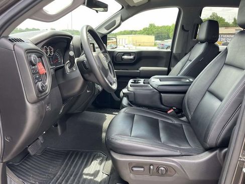 Used 2022 Chevrolet Silverado 1500 Custom Trail Boss w/ Safety Confidence Package AWD/4WD image 15