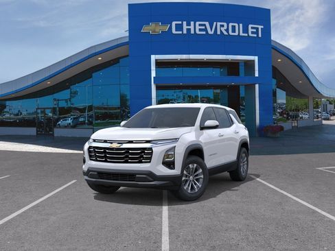 New 2026 Chevrolet Equinox LT w/ Safety and Technology Package FWD image 36