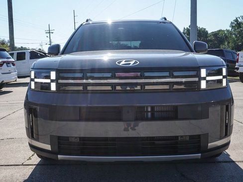 Used 2025 Hyundai Santa Fe Limited image 8