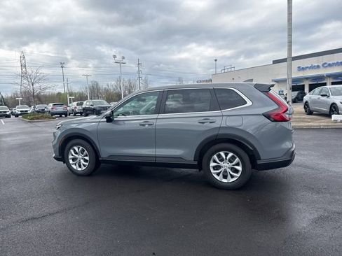 Used 2025 Honda CR-V LX image 17