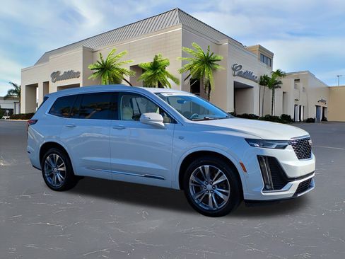 Certified 2024 Cadillac XT6 Premium Luxury w/ Technology Package image 7