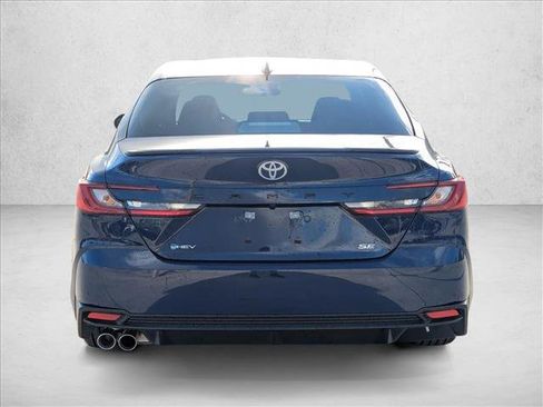 New 2026 Toyota Camry SE image 7