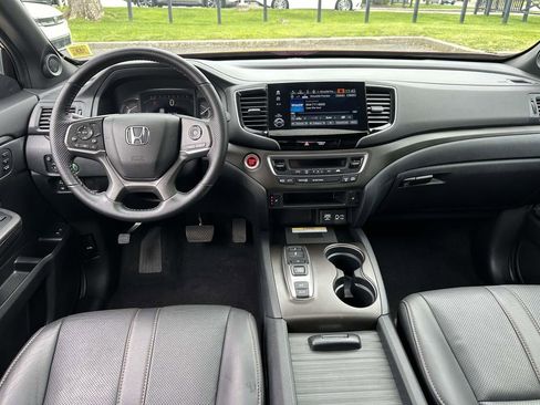 Certified 2023 Honda Passport TrailSport image 11