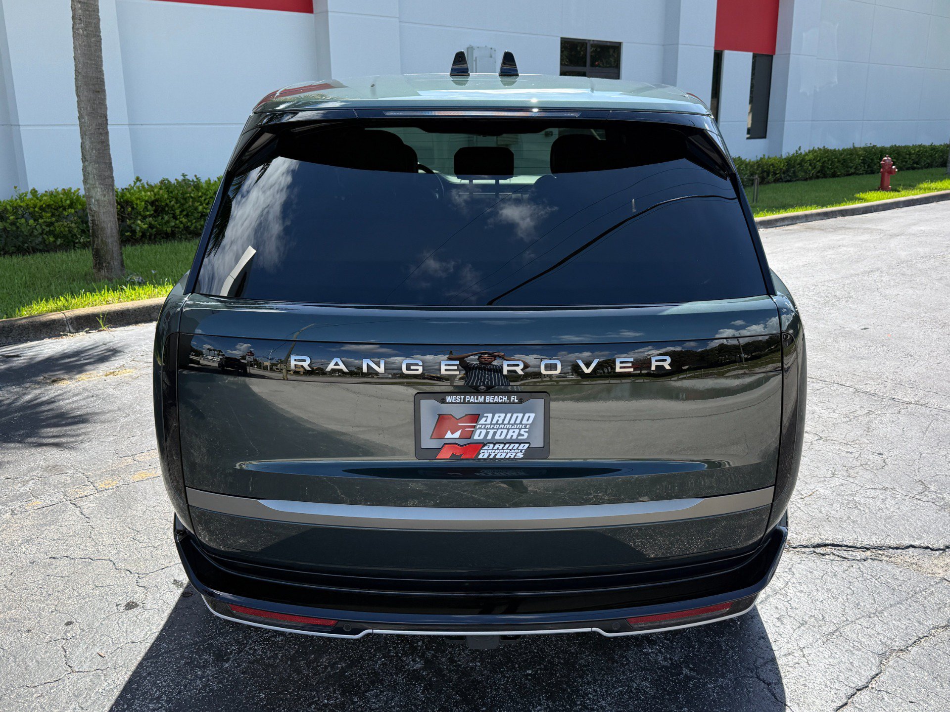 Used 2026 Land Rover Range Rover SE AWD/4WD image 18