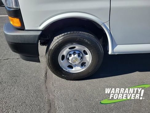New 2025 Chevrolet Express 2500 image 18
