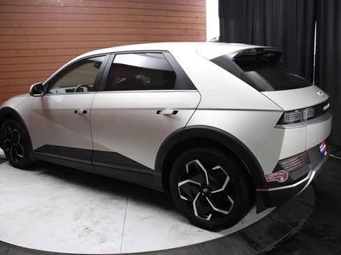 Used 2023 Hyundai Ioniq 5 SEL image 11