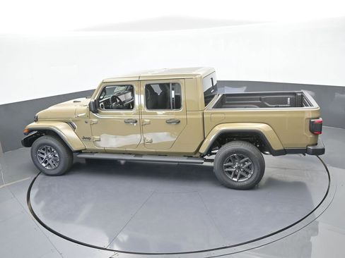 New 2026 Jeep Gladiator Sport image 44