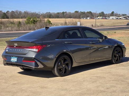 New 2026 Hyundai Elantra SEL Sport Premium FWD image 6