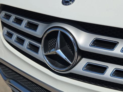 Used 2018 Mercedes-Benz GLA 250 image 17