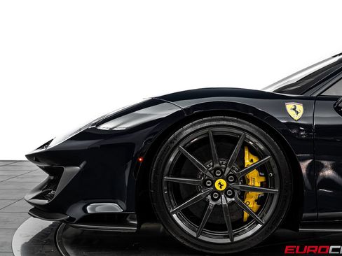 Used 2019 Ferrari 488 Pista Coupe RWD image 20
