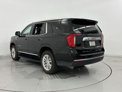 Used 2021 GMC Yukon SLT w/ SLT Premium Package RWD image 3