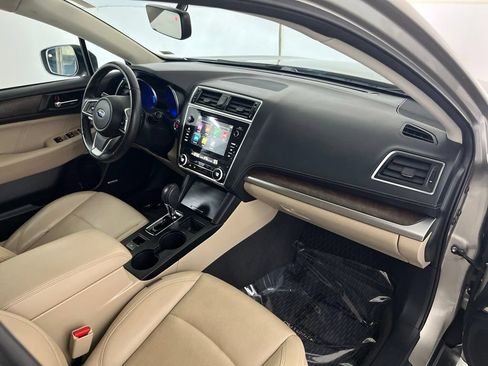 Used 2018 Subaru Outback 2.5i Limited AWD/4WD image 22