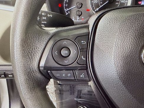 Used 2022 Toyota Corolla LE w/ LE Convenience Package FWD image 14