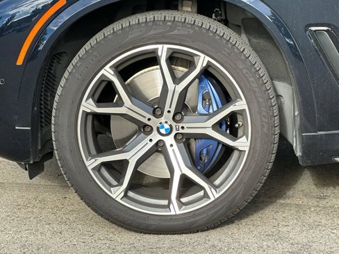 Used 2021 BMW X5 xDrive40i w/ M Sport Package AWD/4WD image 46