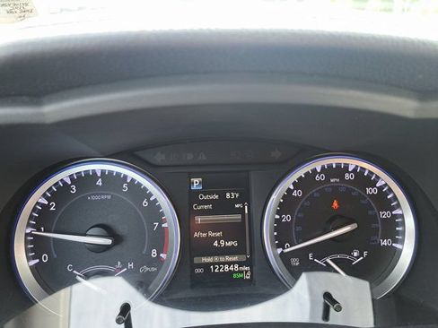 Used 2017 Toyota Highlander XLE w/ Protection Package #3 AWD/4WD image 14