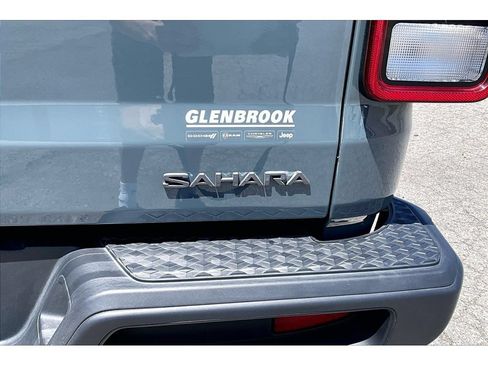 Used 2026 Jeep Gladiator Sport AWD/4WD image 38