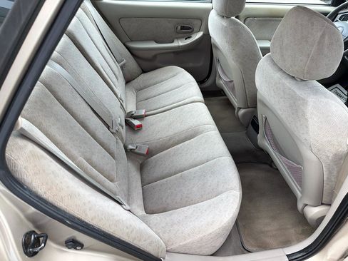 Used 2006 Hyundai Elantra GLS image 11