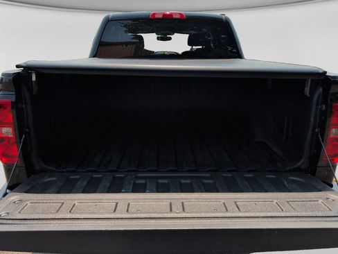 Used 2018 Chevrolet Silverado 1500 LT w/ All Star Edition AWD/4WD image 38