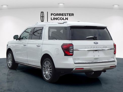Used 2023 Ford Expedition Max Limited image 5