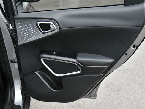 Used 2024 Kia Soul LX w/ Option Group 015 image 32