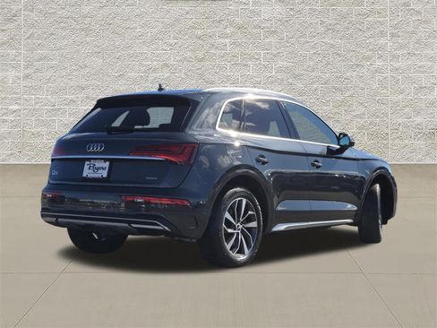 Used 2021 Audi Q5 2.0T Premium Plus w/ Premium Plus Package AWD/4WD image 7