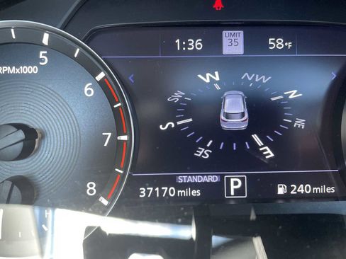 Used 2021 INFINITI QX50 Sensory image 12