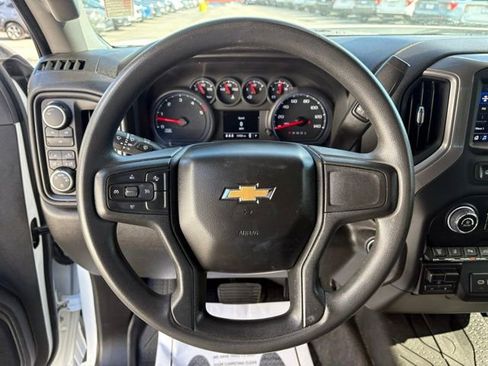 Used 2024 Chevrolet Silverado 2500 Custom w/ Custom Value Package AWD/4WD image 15